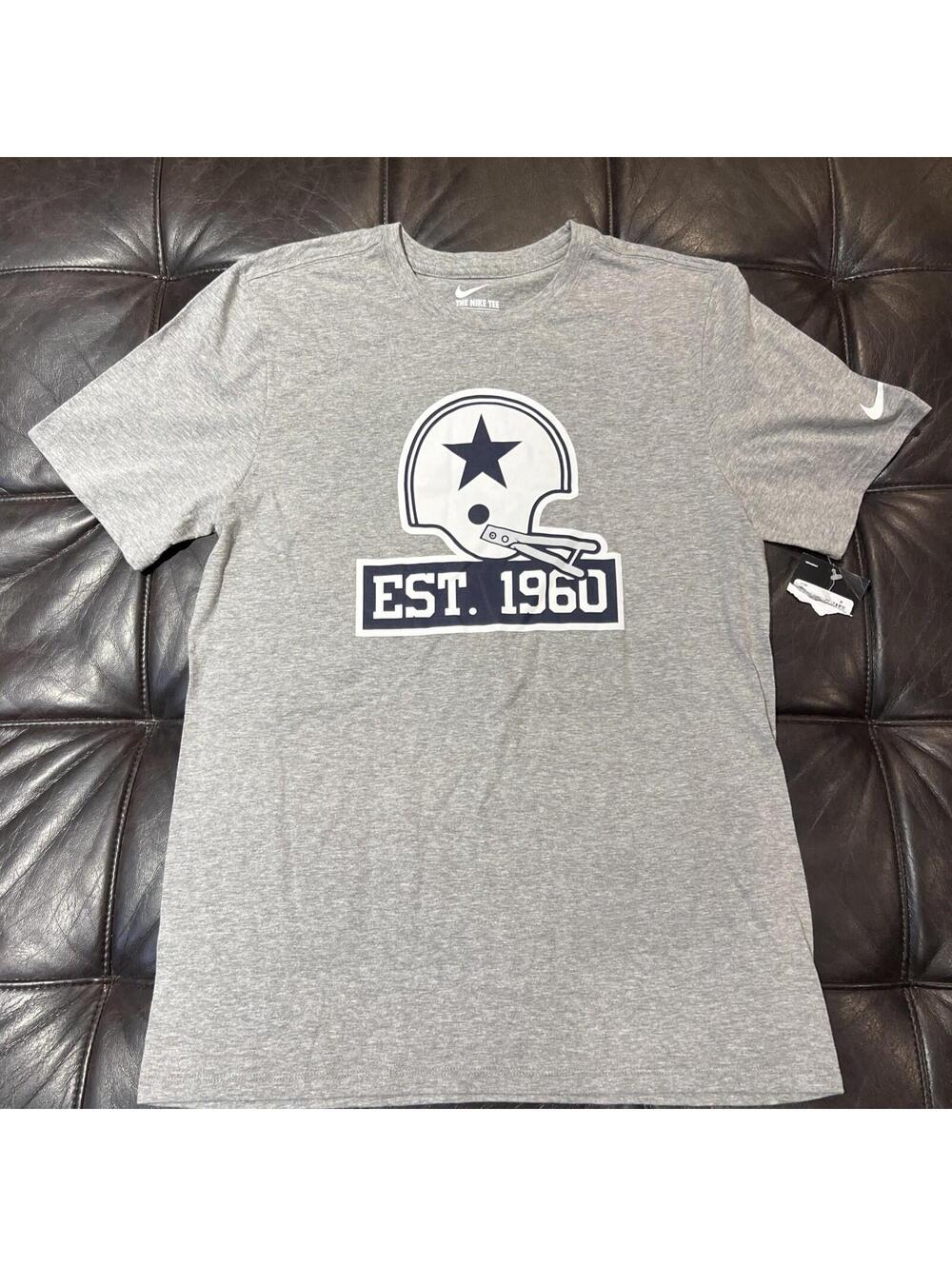 NEW Nike Dallas Cowboys 60th Anniversary Flag T-Shirt Short Sleeve Mens M